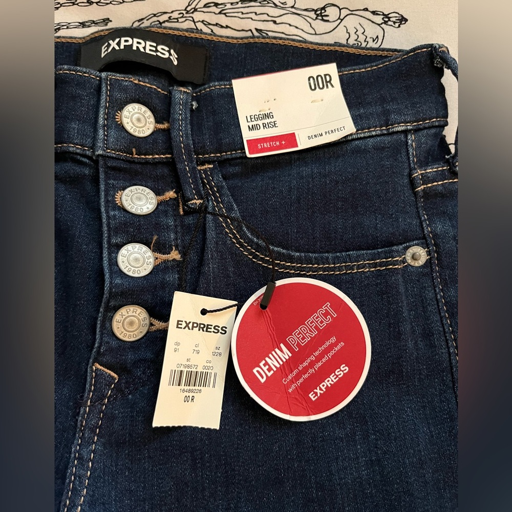 Express Legging Mid Rise Jean 00R NWT